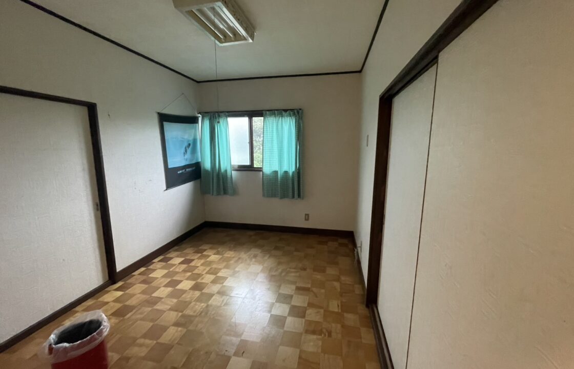 佐渡市沢根売家